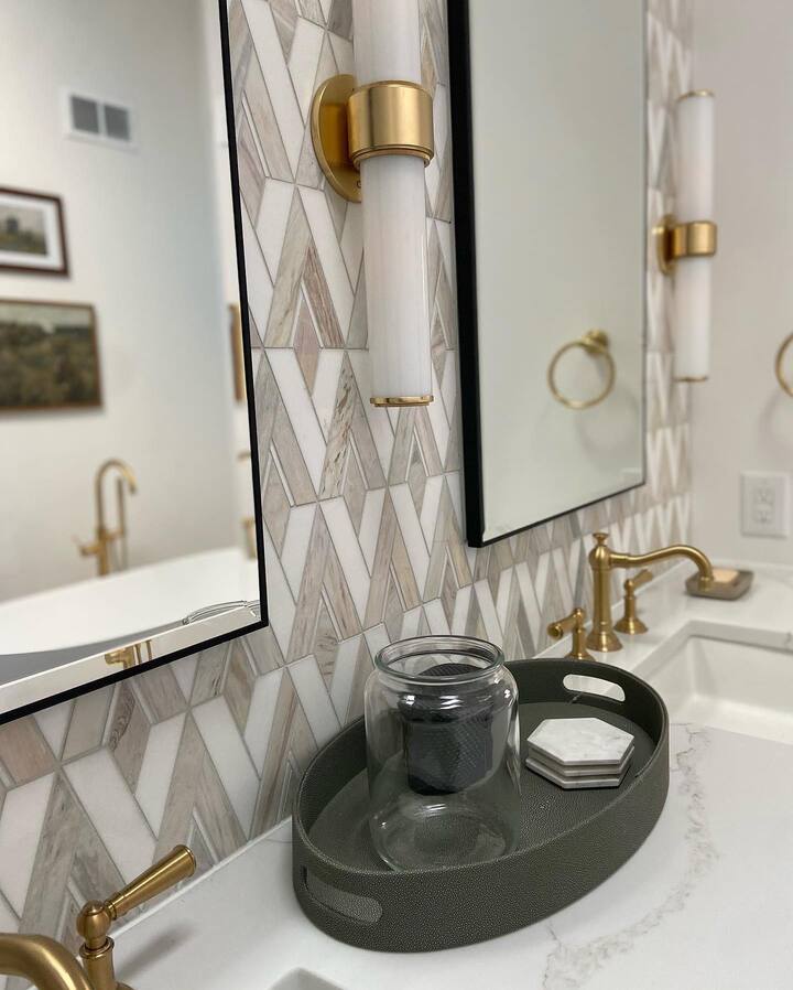 Sofia Medicine Cabinets - Metalika Narrow Collection - Single Door Medicine Cabinet (30" Height)