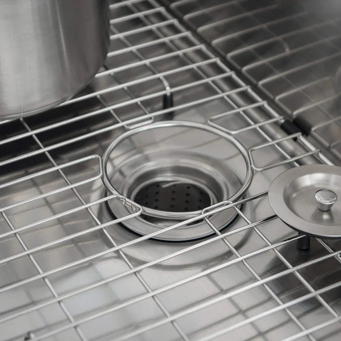 Casa Fixtures - Kitchen Sinks - 33" Undermount Single Bowl Stainless Steel Workstation Sink (C1-33ST)