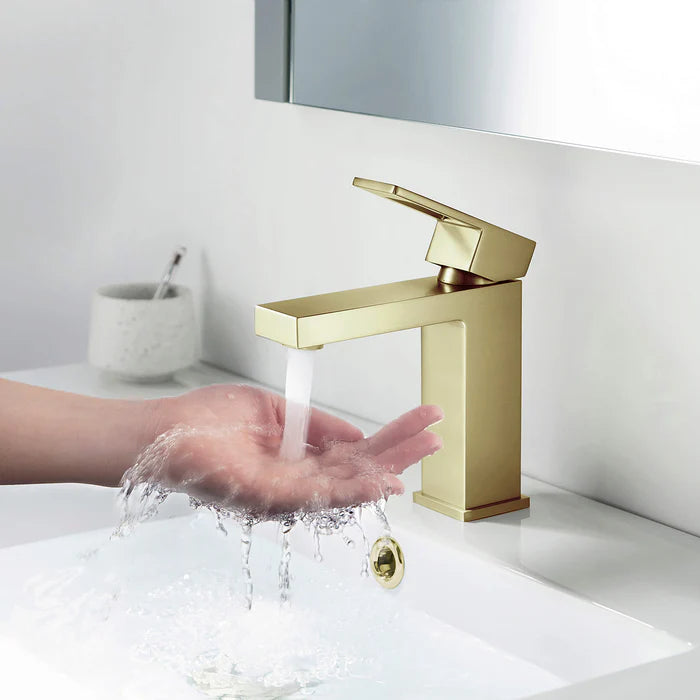 Casa Fixtures - Bathroom Faucet - Quadra Single Handle Bathroom Vanity Sink Faucet with Pop Up Drain (CBF-1002)