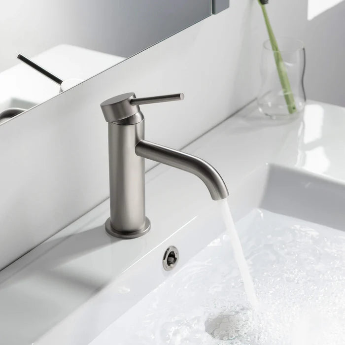 Casa Fixtures - Bathroom Faucet - Halo Single Handle Bathroom Vanity Sink Faucet with Pop Up Drain (CBF-1008)