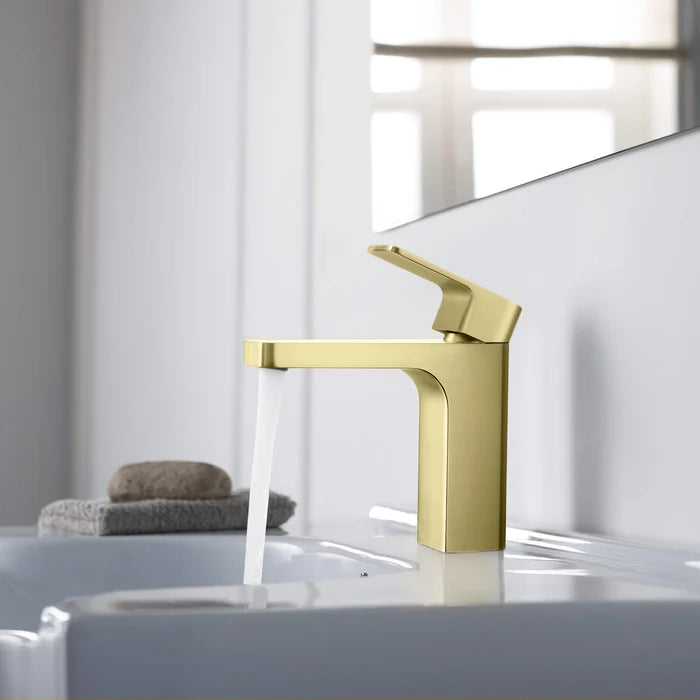 Casa Fixtures - Bathroom Faucet - Fusion Single Handle Bathroom Vanity Sink Faucet with Pop Up Drain (CBF-1017)