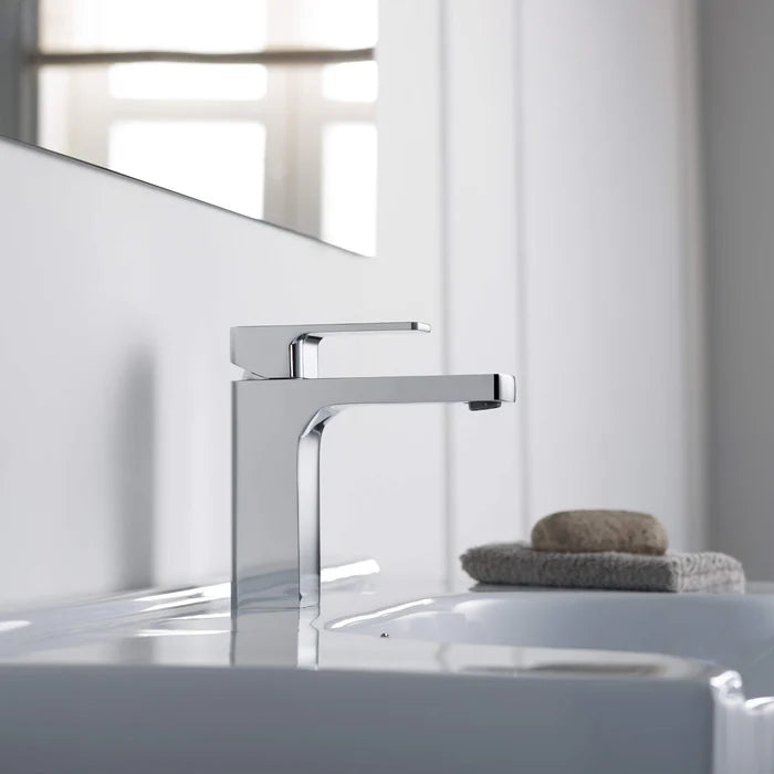 Casa Fixtures - Bathroom Faucet - Fusion Single Handle Bathroom Vanity Sink Faucet with Pop Up Drain (CBF-1017)