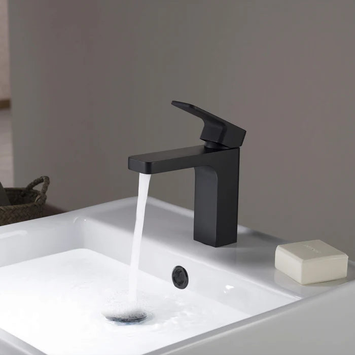Casa Fixtures - Bathroom Faucet - Fusion Single Handle Bathroom Vanity Sink Faucet with Pop Up Drain (CBF-1017)