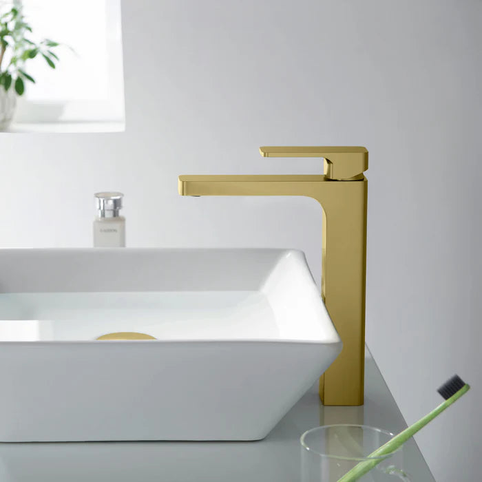 Casa Fixtures - Bathroom Faucet - Fusion Single Handle Bathroom Vessel Sink Faucet with Pop Up Drain (CBF-1018)