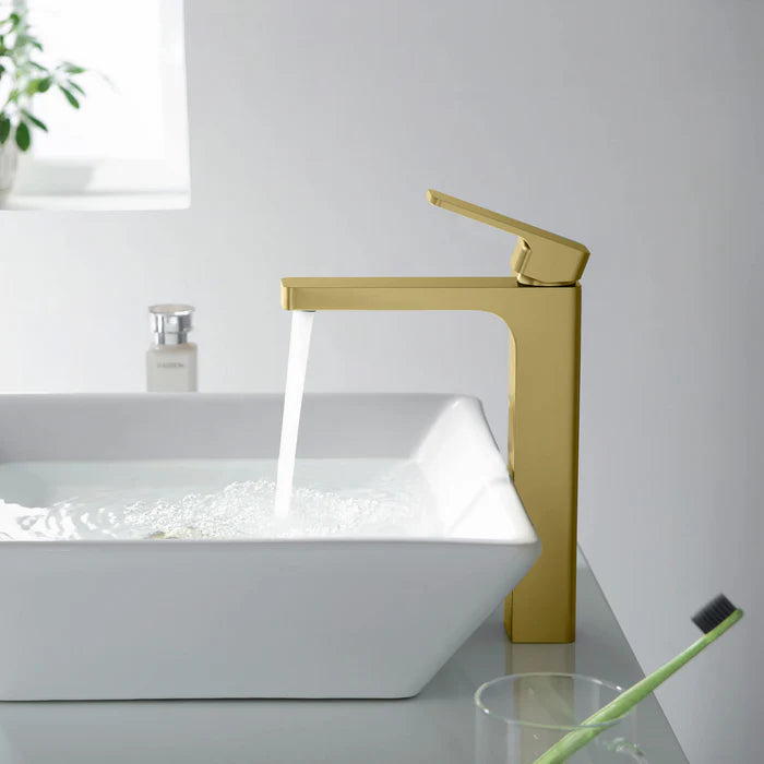 Casa Fixtures - Bathroom Faucet - Fusion Single Handle Bathroom Vessel Sink Faucet with Pop Up Drain (CBF-1018)