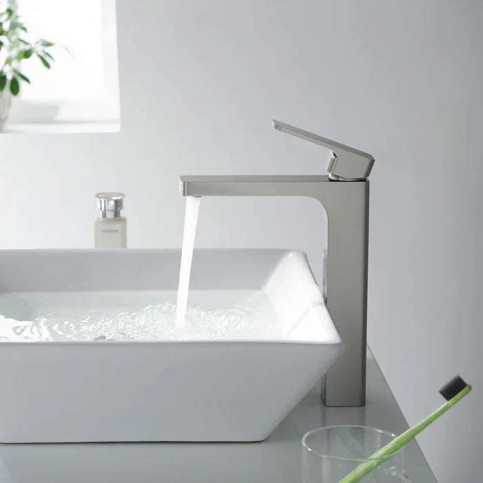 Casa Fixtures - Bathroom Faucet - Fusion Single Handle Bathroom Vessel Sink Faucet with Pop Up Drain (CBF-1018)