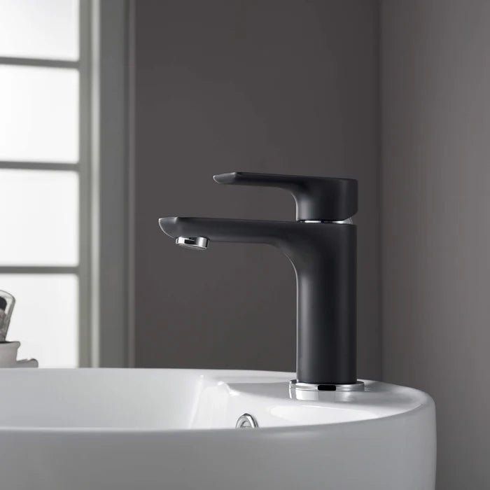 Casa Fixtures - Bathroom Faucet - Austin Single Handle Bathroom Vanity Sink Faucet with Pop Up Drain (CBF-1019)