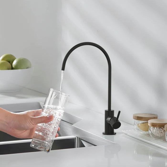 Casa Fixtures - Kitchen Faucet - Halo Water Filtration Faucet (CFF-501)