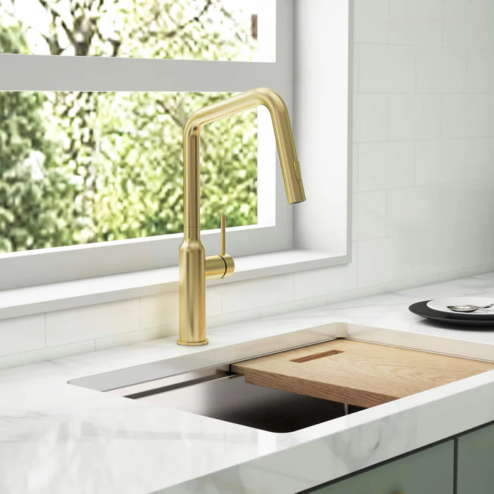Casa Fixtures - Kitchen Faucet - Tampa Single Handle Pull Down Kitchen Sink Faucet (CKF-2007)