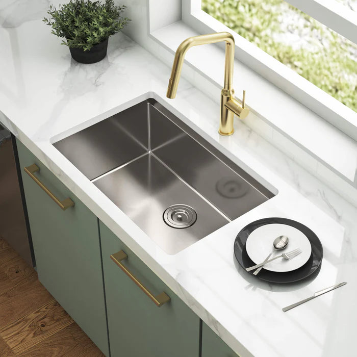 Casa Fixtures - Kitchen Faucet - Tampa Single Handle Pull Down Kitchen Sink Faucet (CKF-2007)
