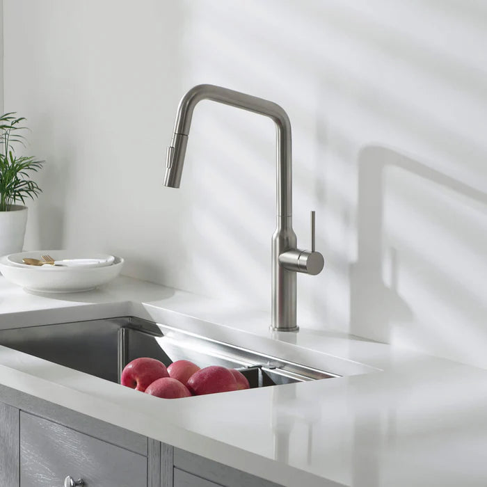 Casa Fixtures - Kitchen Faucet - Tampa Single Handle Pull Down Kitchen Sink Faucet (CKF-2007)