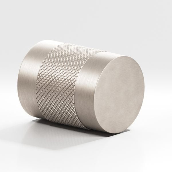 Colonial Bronze 560/561/562 Cabinet Knob, Diamond Knurl Accent