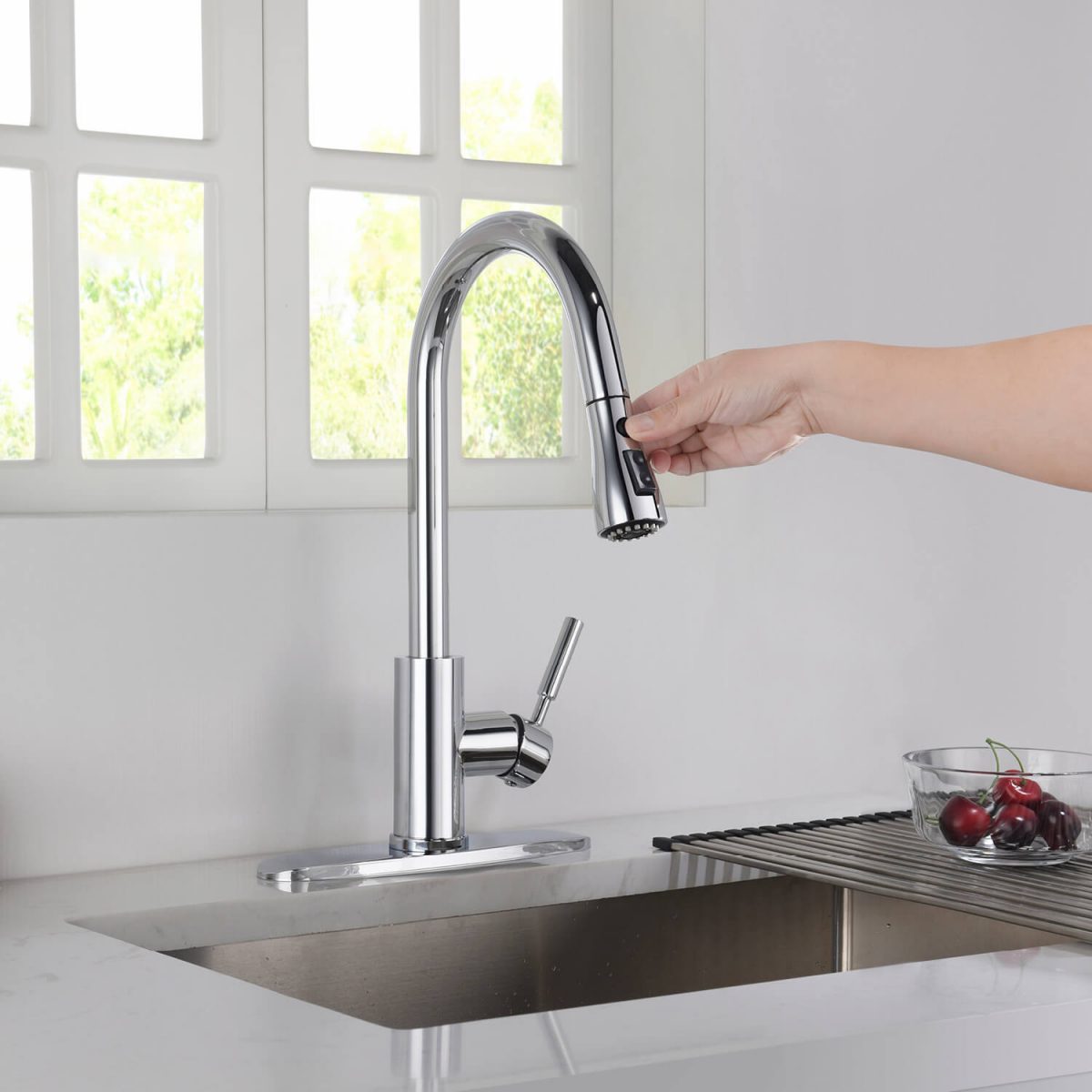 KIBI - Value Single Handle Pull Down Kitchen Faucet – F102