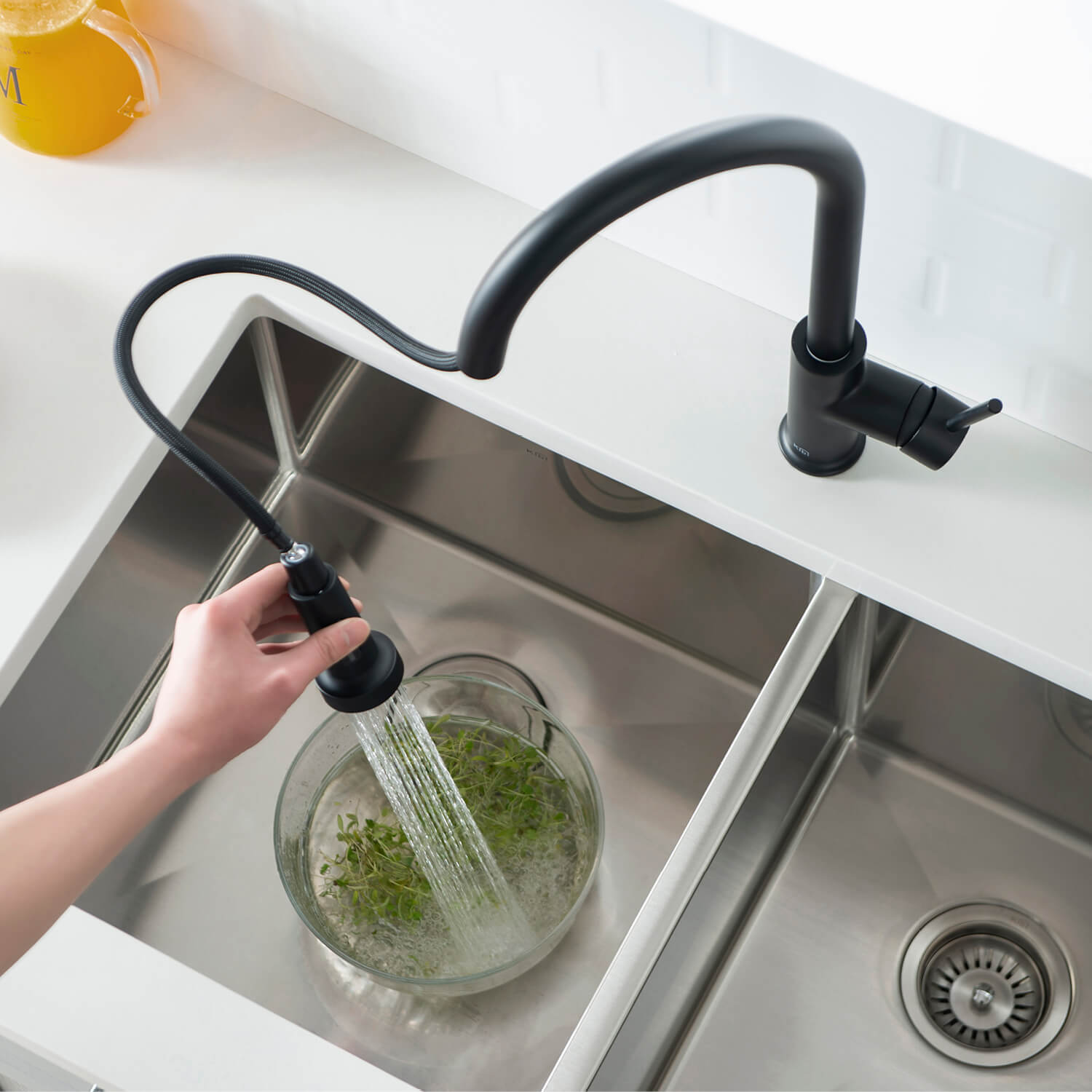 KIBI - Casa Single Handle High Arc Pull Down Kitchen Faucet – KKF2002