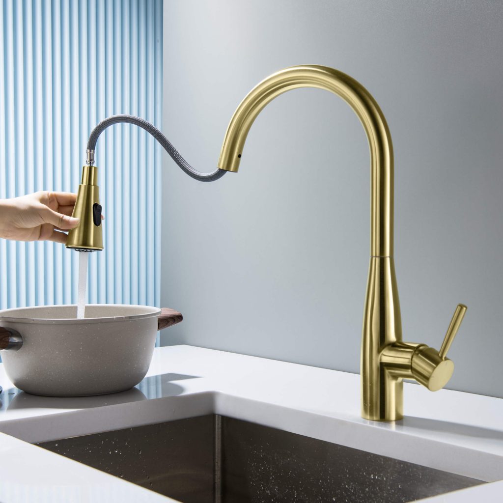 KIBI - Bari-T Single Handle Pull Down Kitchen Sink Faucet - KKF2016