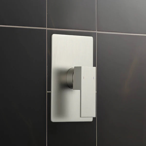 Casa Fixtures - Valve Trim Plate - Quadro Single Function Rough-in Valve Trim Plate (SVT2-1)