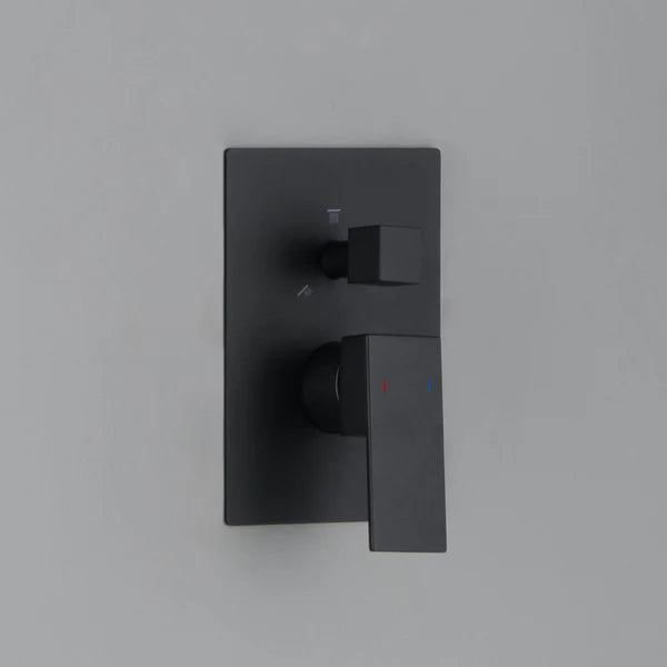 Casa Fixtures - Valve Trim Plate - Quadro 2 Function Rough-in Valve Trim Plate (SVT2-2)