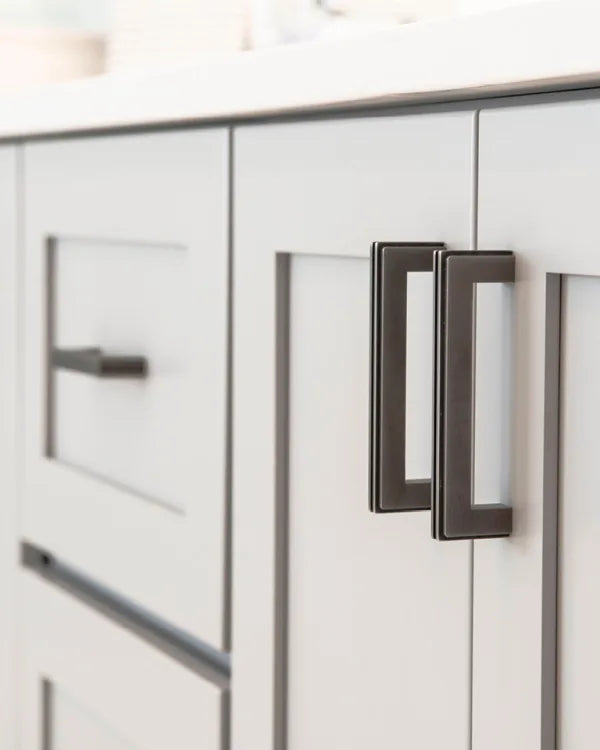 Accurate - Carrera Square Cabinet Pull