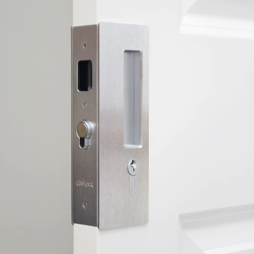 Cavity Sliders - CaviLock CL400 - Key Locking Magnetic Pocket Door Pull Handle
