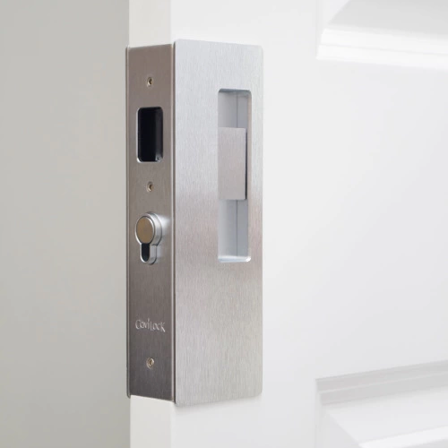 Cavity Sliders - CaviLock CL400 - Key Locking Magnetic Pocket Door Pull Handle