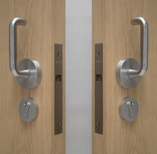 Cavity Sliders - CaviLock CL100 Lever