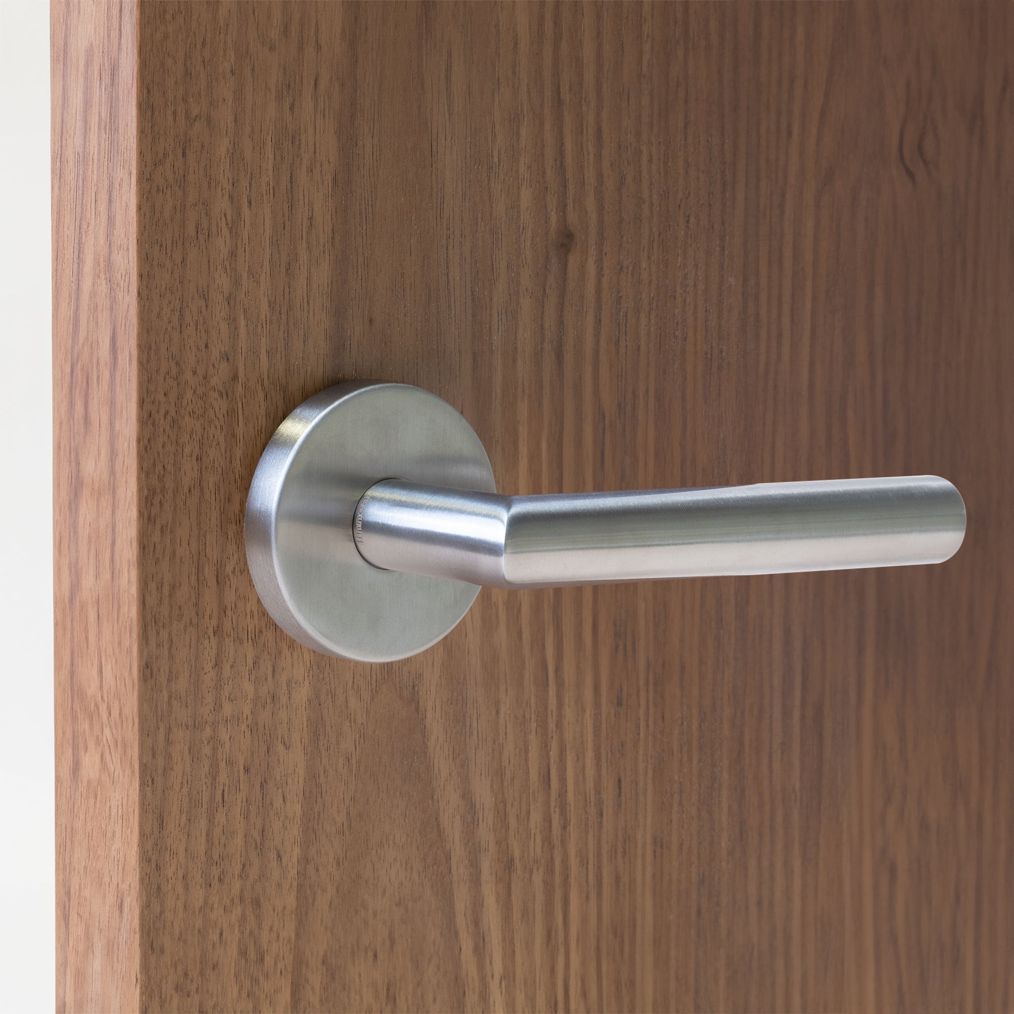 Linnea - Levers and Knobs - L02 Door Lever (Single Dummy)