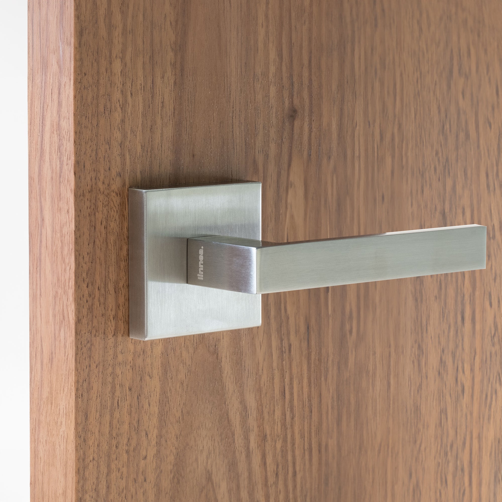 Linnea - Levers and Knobs - L10 Door Lever (Single Dummy)