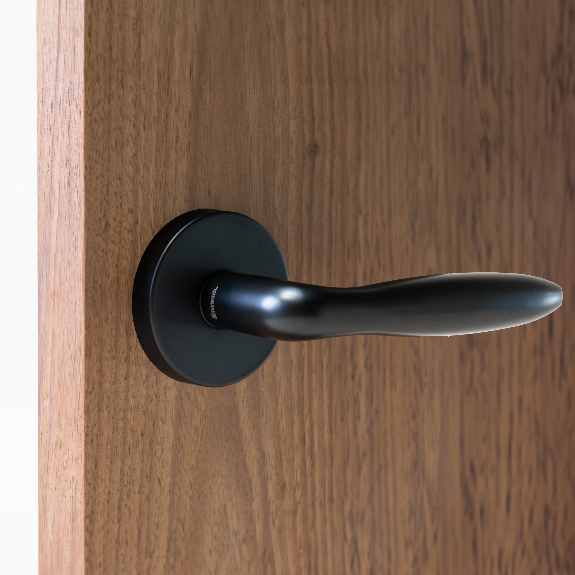 Linnea - Levers and Knobs - L26 Door Lever (Single Dummy)