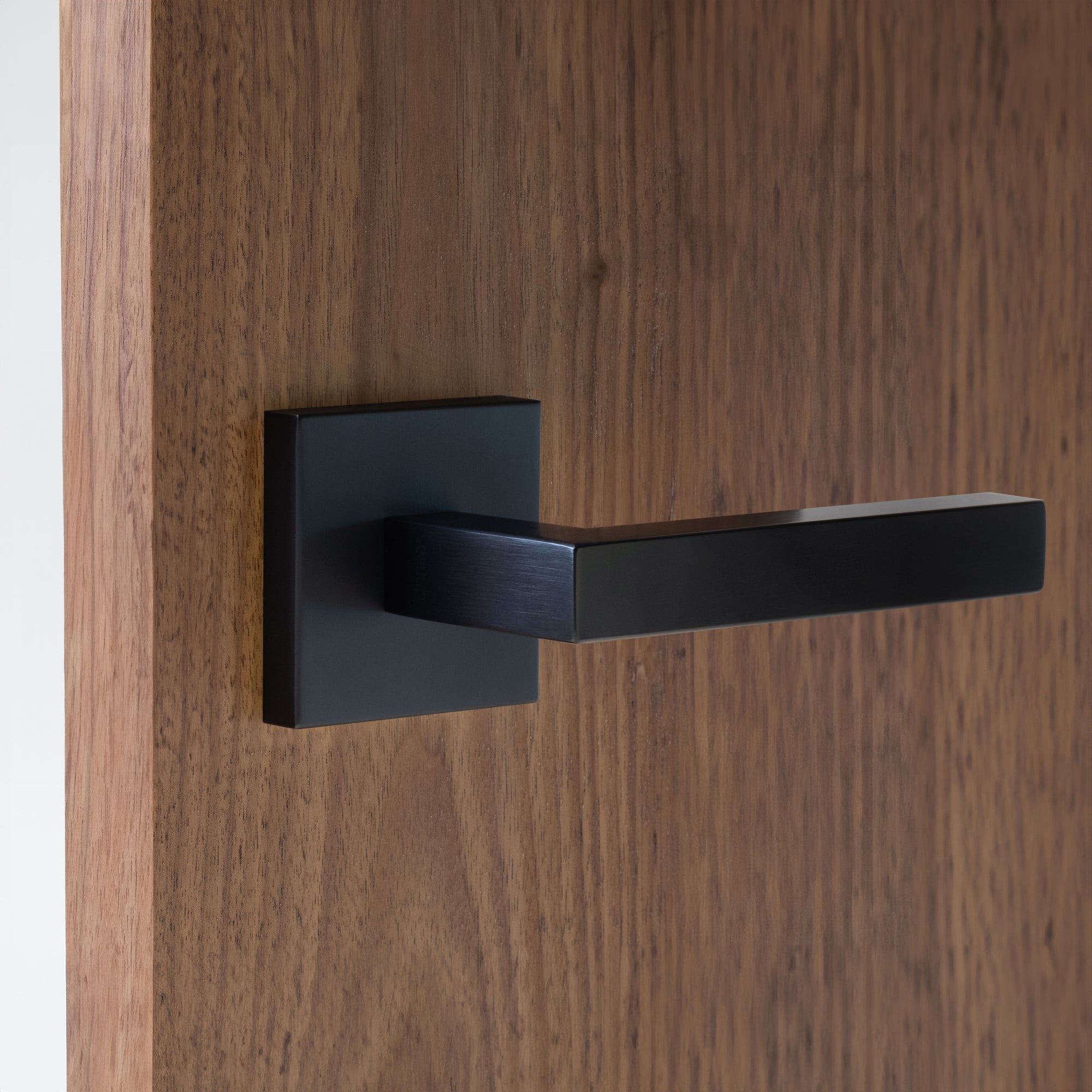 Linnea - Levers and Knobs - L90 Door Lever (Full Dummy)