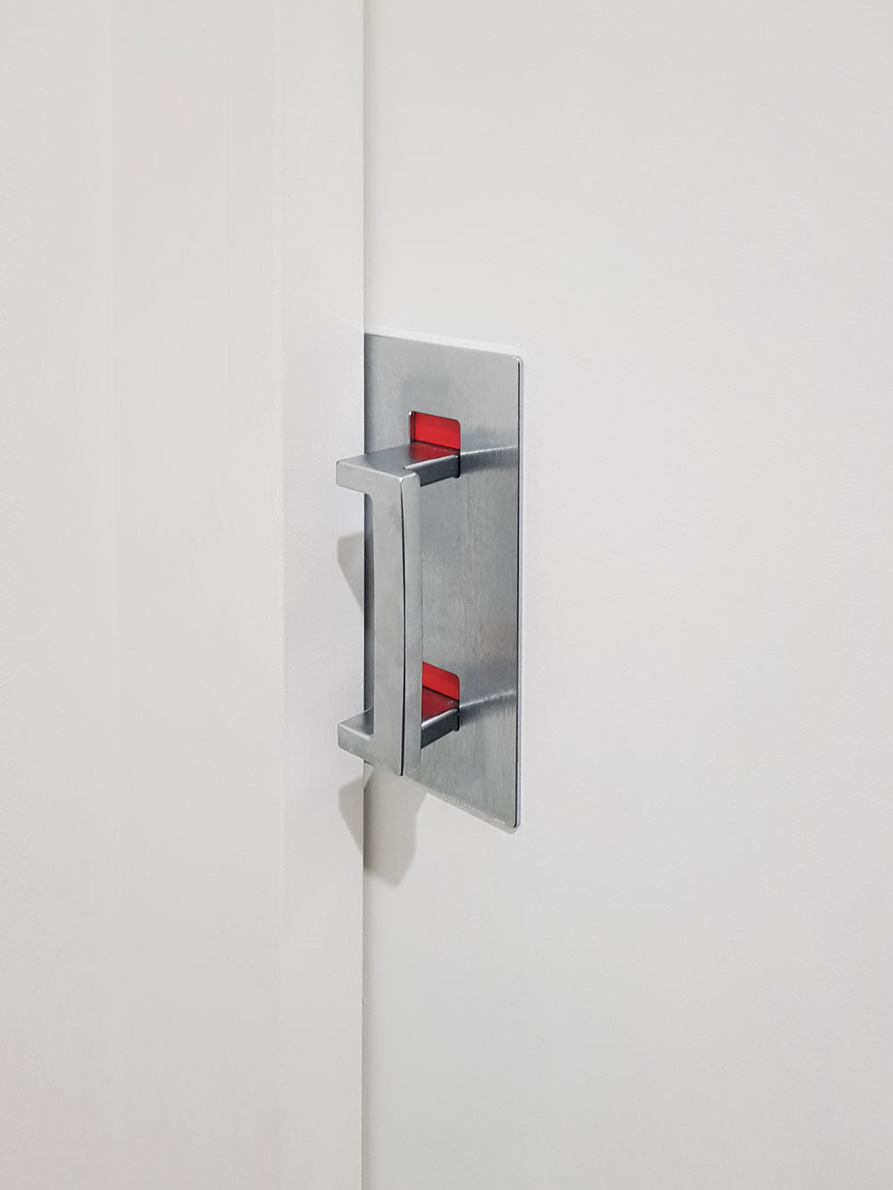 Cavity Sliders - CaviLock CL400 ADA - Privacy Magnetic Pocket Door Pull Handle