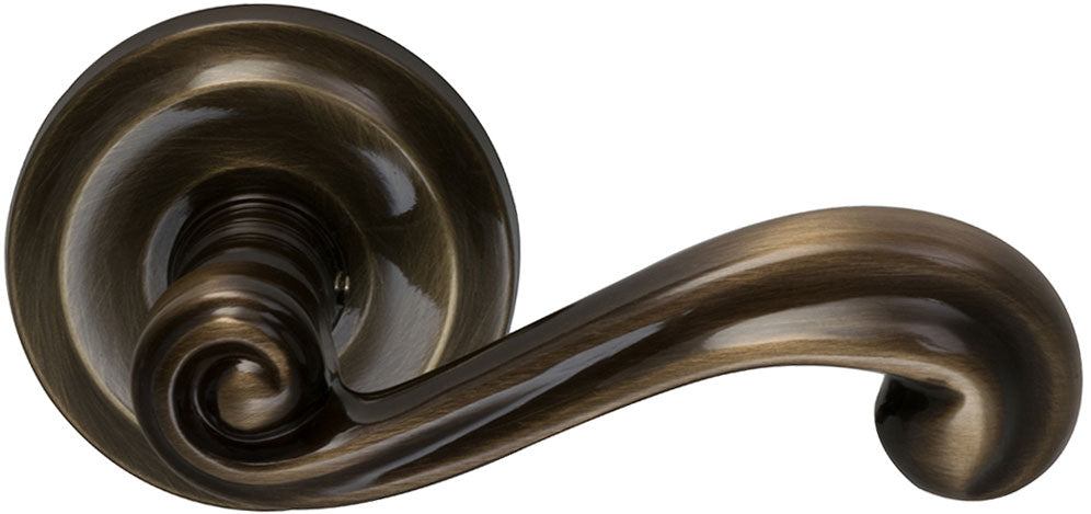 Omnia Style #55 Traditions Solid Brass Door Lever (with 671 Rose)