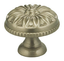 Omnia Legacy 9130 Solid Brass Cabinet Knobs