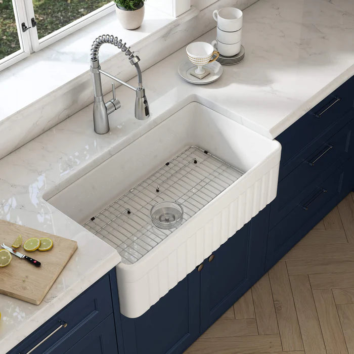 Casa Fixtures - Kitchen Sinks - Pillar 33" Reversible Fireclay Single Bowl Kitchen Farmhouse Sink (C2-33SFPI)