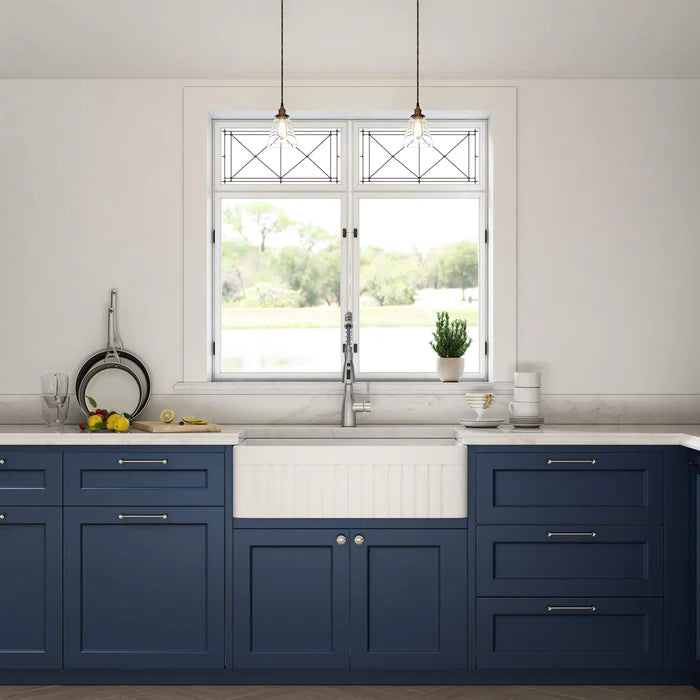 Casa Fixtures - Kitchen Sinks - Pillar 33" Reversible Fireclay Single Bowl Kitchen Farmhouse Sink (C2-33SFPI)