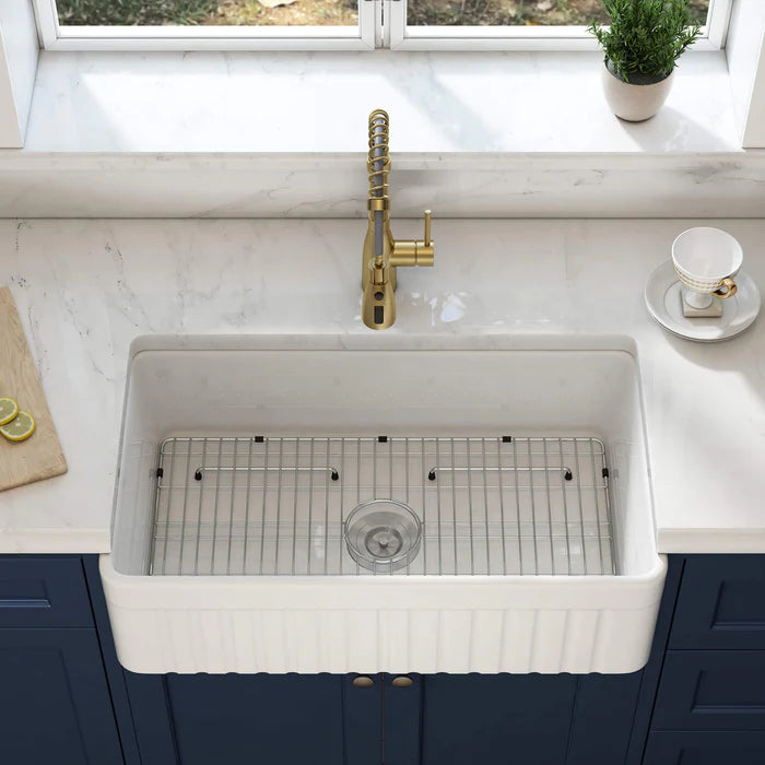 Casa Fixtures - Kitchen Sinks - Pillar 33" Reversible Fireclay Single Bowl Kitchen Farmhouse Sink (C2-33SFPI)