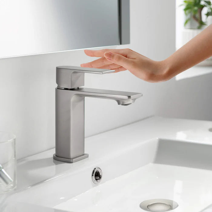 Casa Fixtures - Bathroom Faucet - Aurora Single Handle Bathroom Vanity Sink Faucet with Pop Up Drain (CBF-1001)