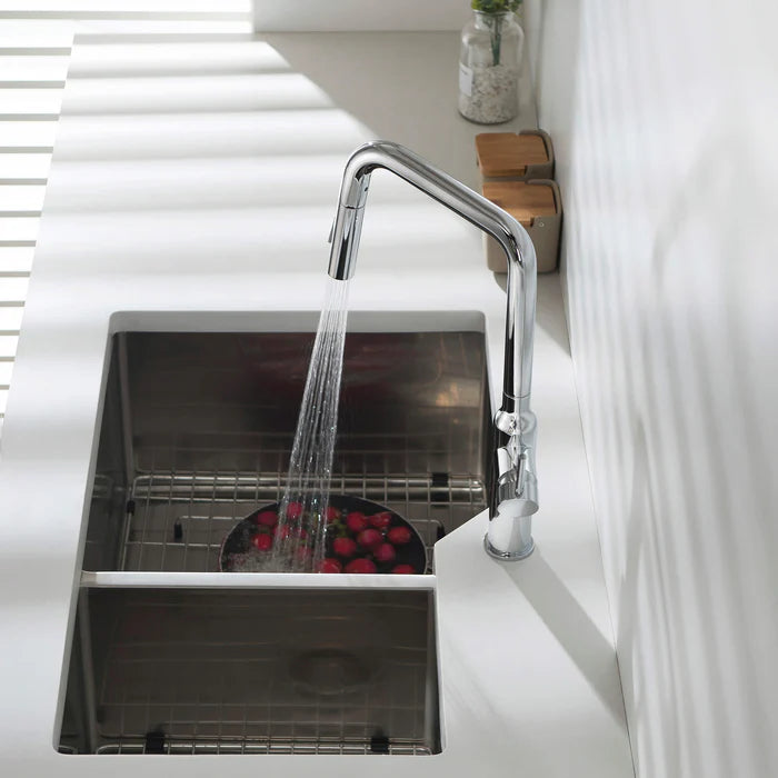 Casa Fixtures - Kitchen Faucet - Tampa Single Handle Pull Down Kitchen Sink Faucet (CKF-2007)