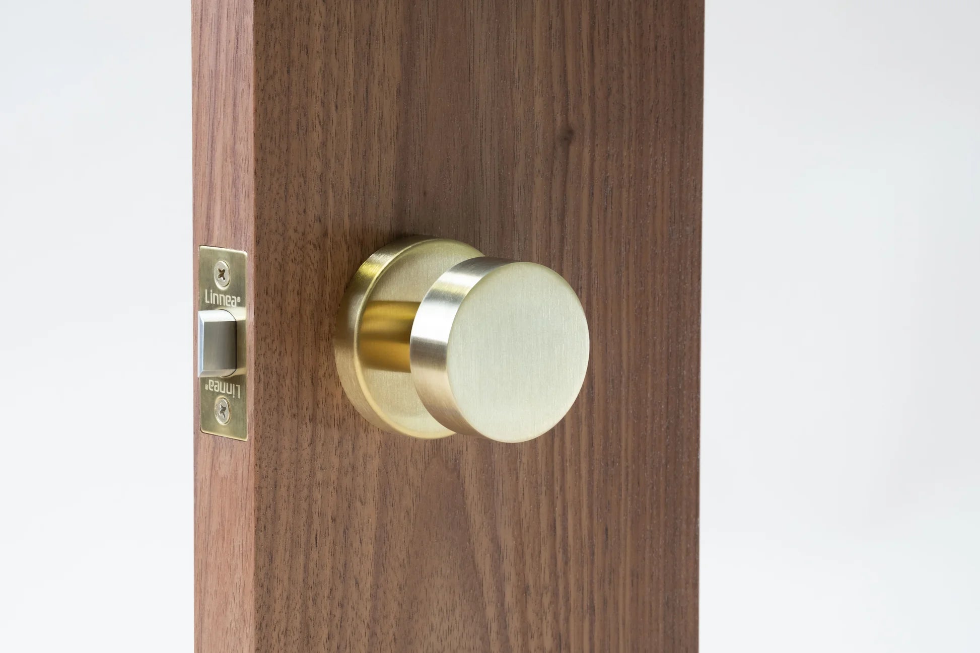 Linnea - Levers and Knobs - K66 Door Knob (Privacy)