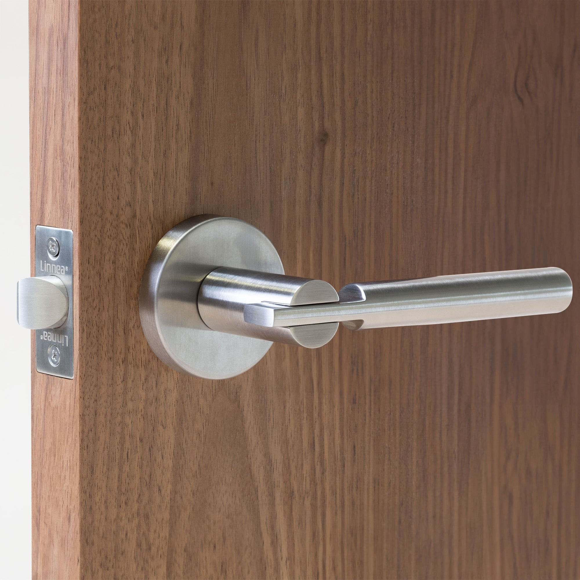 Linnea - Levers and Knobs - L63 Door Lever (Single Dummy)