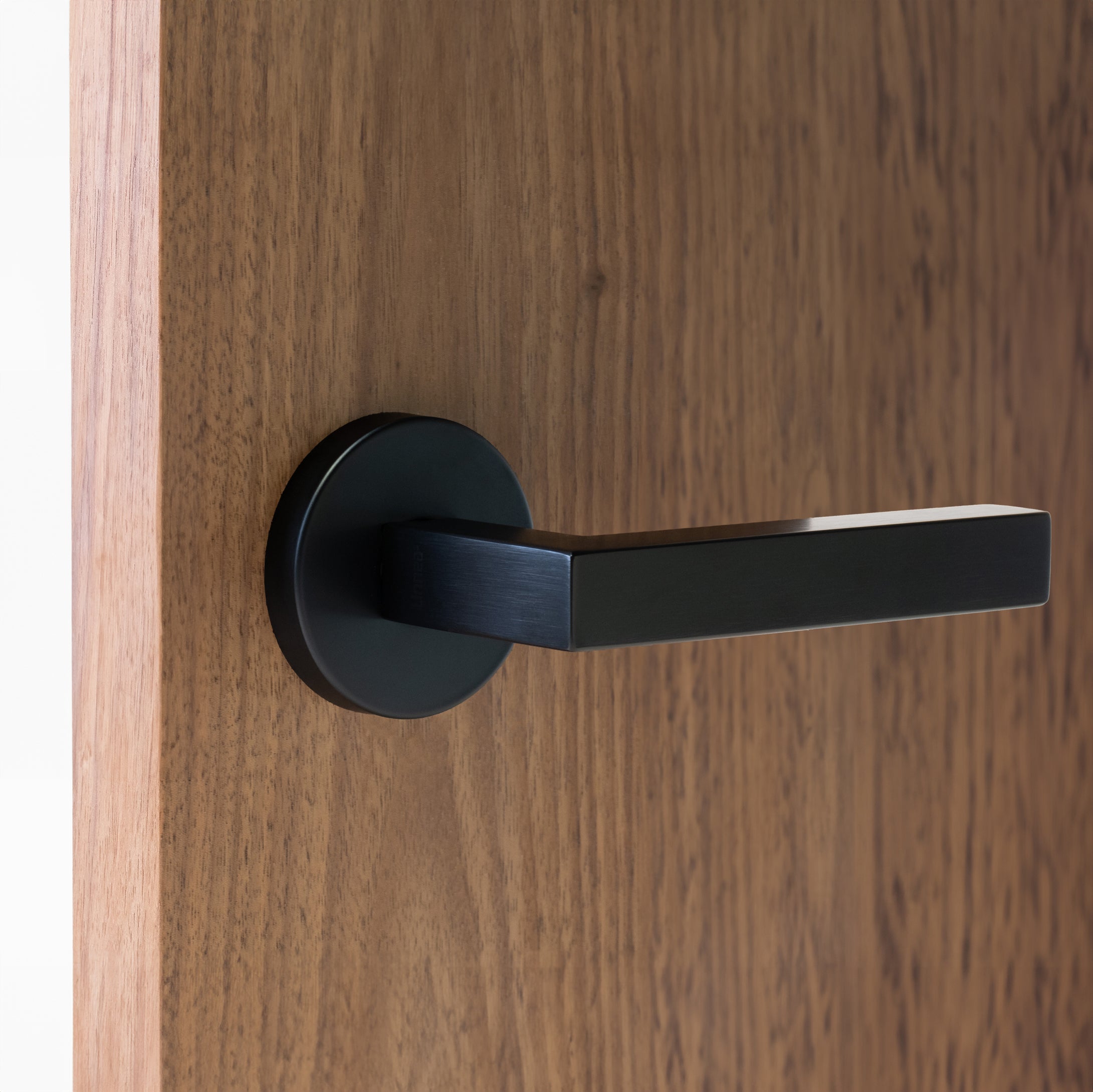Linnea - Levers and Knobs - L90 Door Lever (Single Dummy)